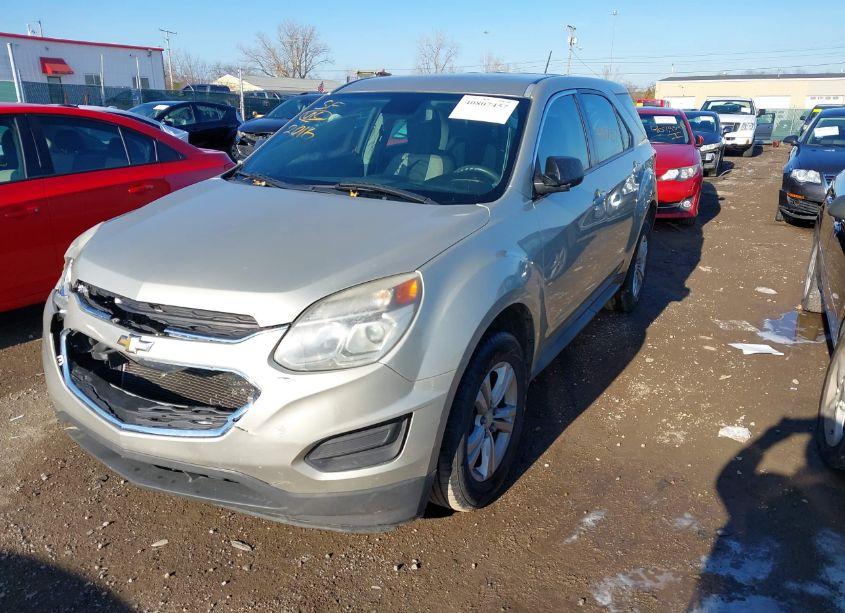 Photo 2 of 2016 Chevrolet Equinox LS (VIN 2GNALBEK4G1115966)