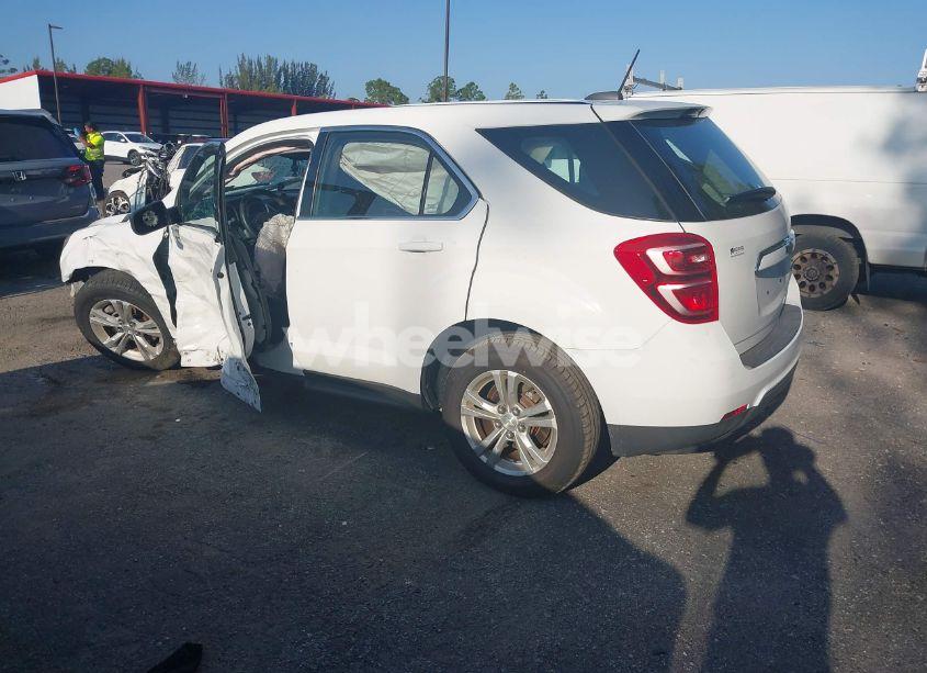 Photo 3 of 2016 Chevrolet Equinox LS (VIN 2GNALBEK4G1156470)