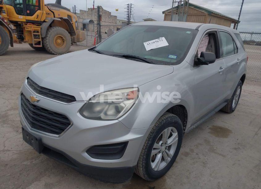 Photo 2 of 2016 Chevrolet Equinox LS (VIN 2GNALBEK4G1161572)