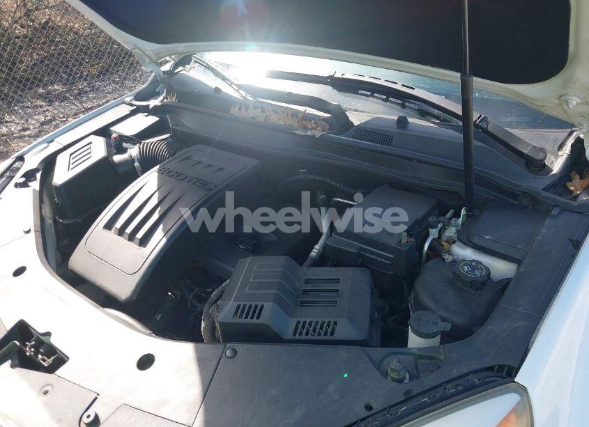 Photo 10 of 2016 Chevrolet Equinox LS (VIN 2GNALBEK4G1182857)