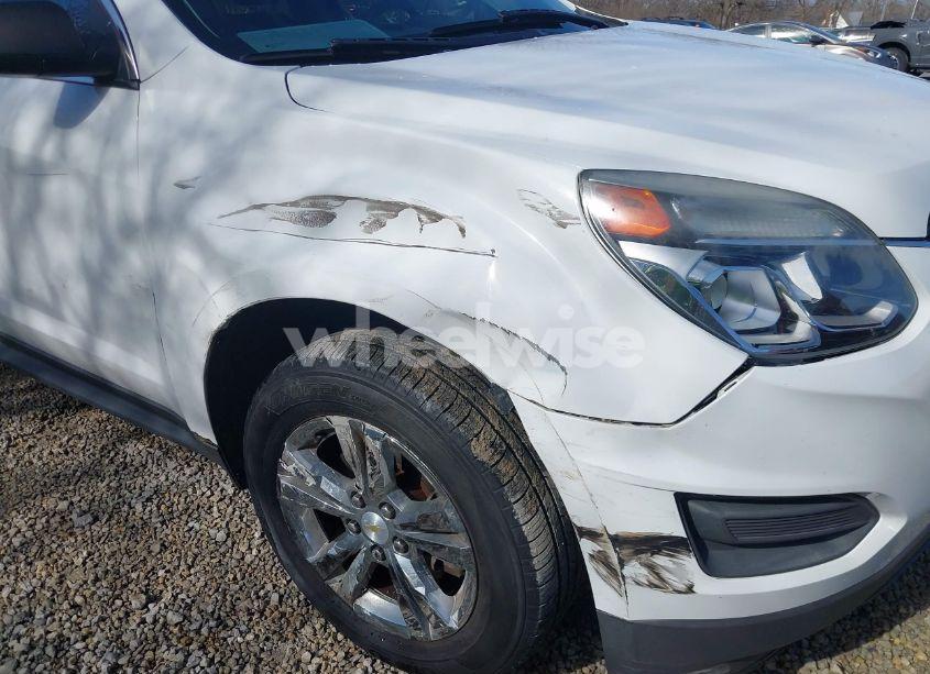 Photo 6 of 2016 Chevrolet Equinox LS (VIN 2GNALBEK4G1182857)