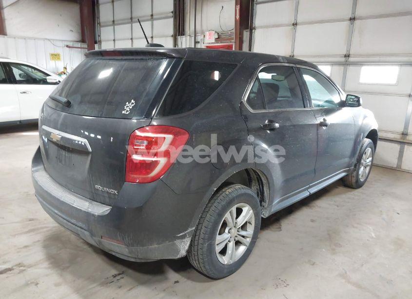 Photo 4 of 2016 Chevrolet Equinox LS (VIN 2GNALBEK4G6261822)