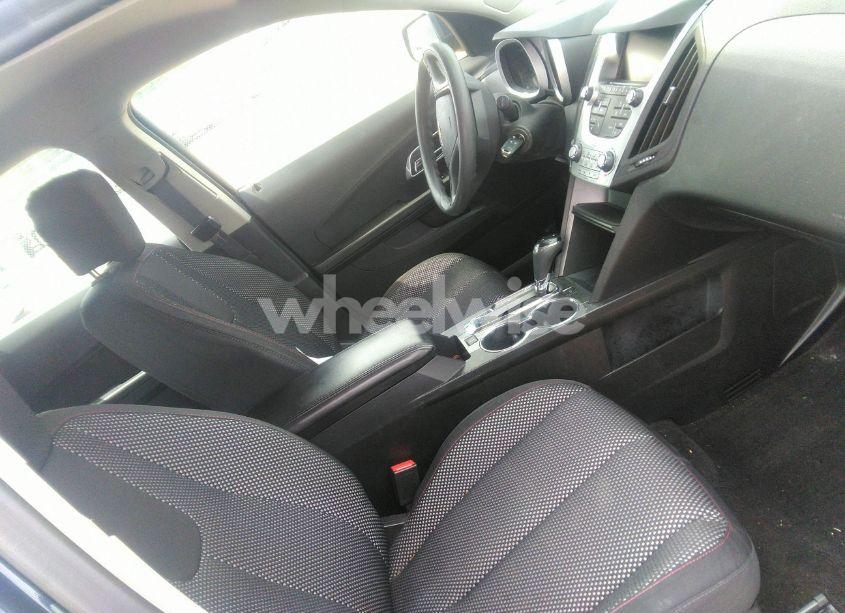 Photo 5 of 2017 Chevrolet Equinox LS (VIN 2GNALBEK4H1520811)