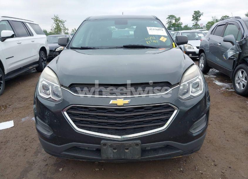 Photo 6 of 2017 Chevrolet Equinox LS (VIN 2GNALBEK4H1528438)