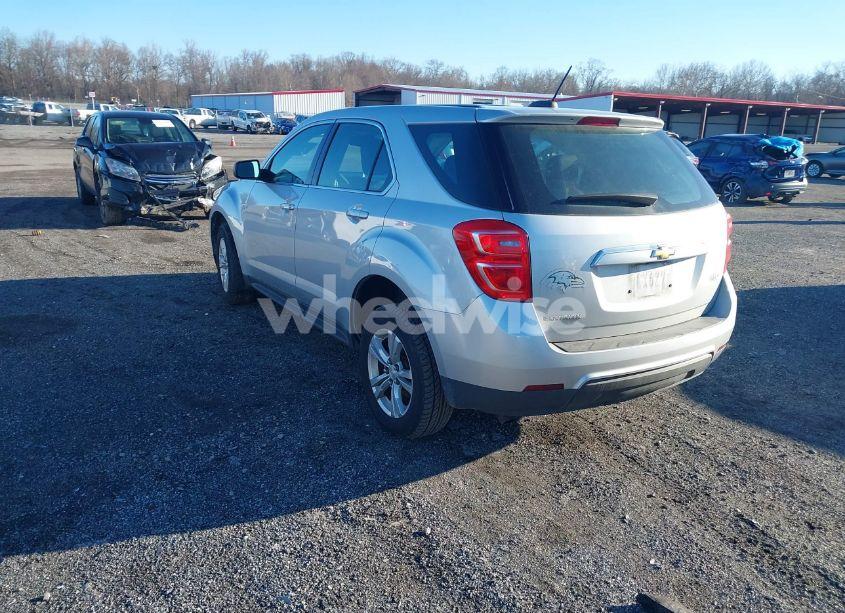 Photo 3 of 2017 Chevrolet Equinox LS (VIN 2GNALBEK4H1544459)