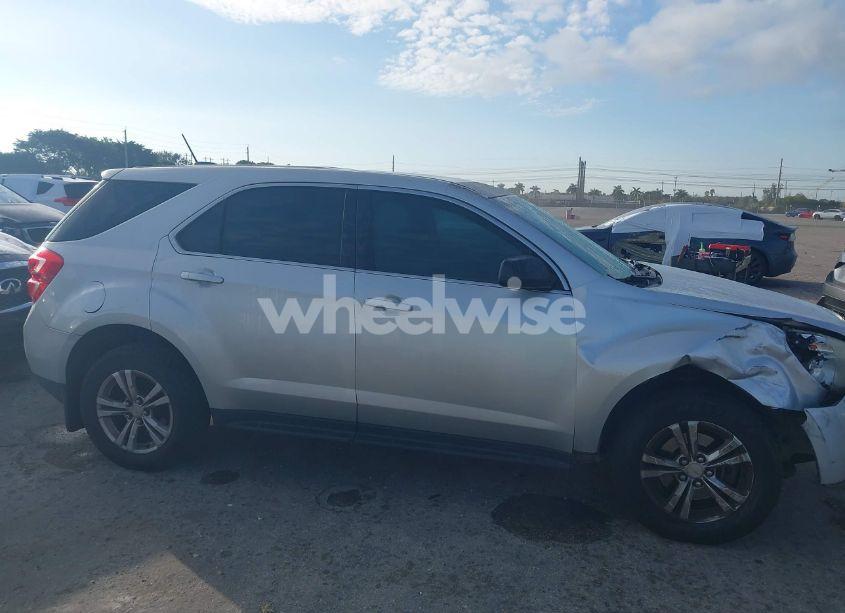 Photo 13 of 2017 Chevrolet Equinox LS (VIN 2GNALBEK4H1549516)