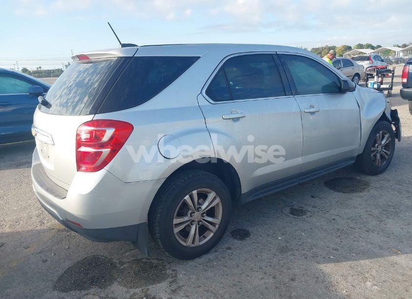 Photo 4 of 2017 Chevrolet Equinox LS (VIN 2GNALBEK4H1549516)