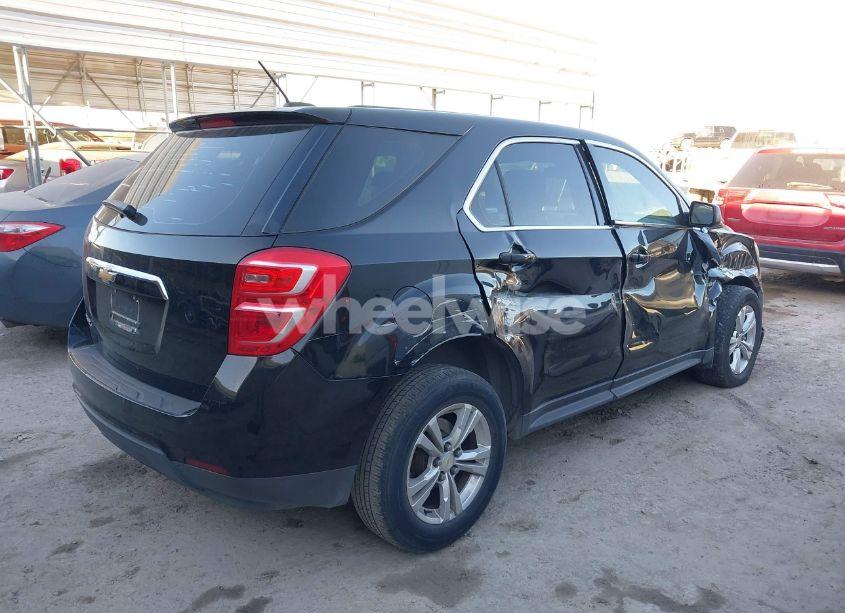 Photo 4 of 2017 Chevrolet Equinox LS (VIN 2GNALBEK4H1549757)