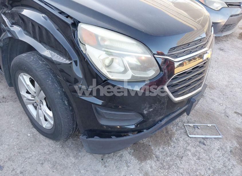 Photo 6 of 2017 Chevrolet Equinox LS (VIN 2GNALBEK4H1549757)