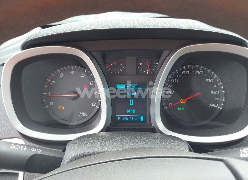 Photo 7 of 2017 Chevrolet Equinox LS (VIN 2GNALBEK4H1563206)