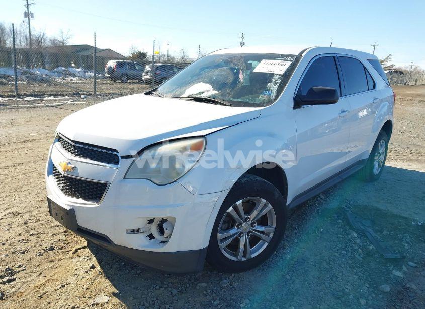 Photo 2 of 2012 Chevrolet Equinox LS (VIN 2GNALBEK5C1204956)