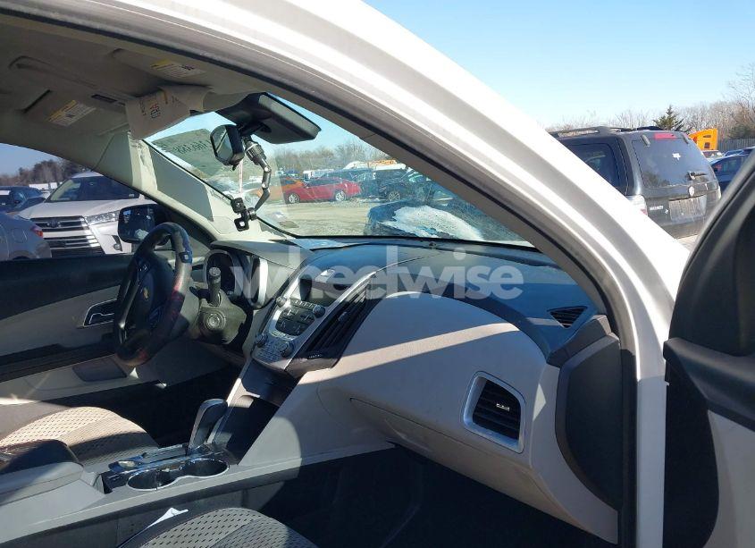 Photo 5 of 2012 Chevrolet Equinox LS (VIN 2GNALBEK5C1204956)