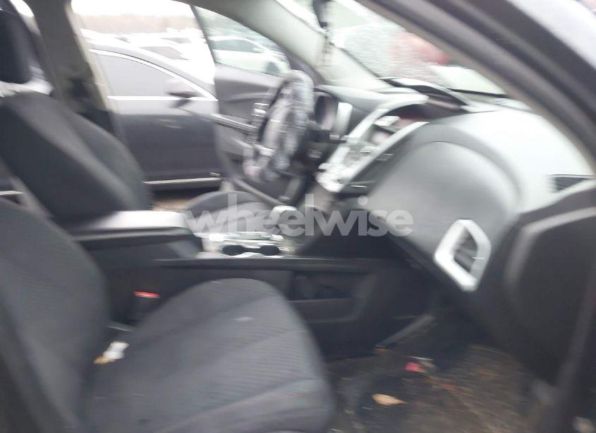 Photo 5 of 2012 Chevrolet Equinox LS (VIN 2GNALBEK5C1261223)