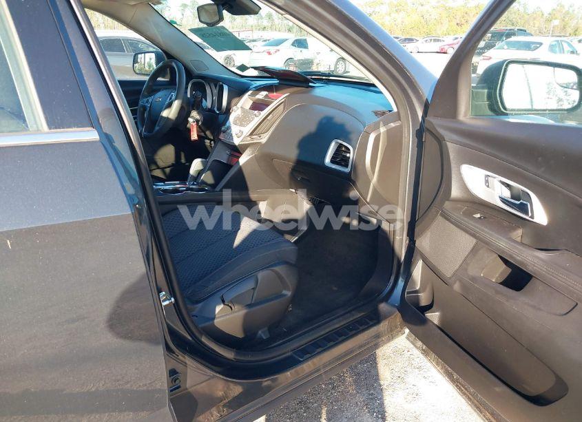 Photo 5 of 2012 Chevrolet Equinox LS (VIN 2GNALBEK5C1326930)