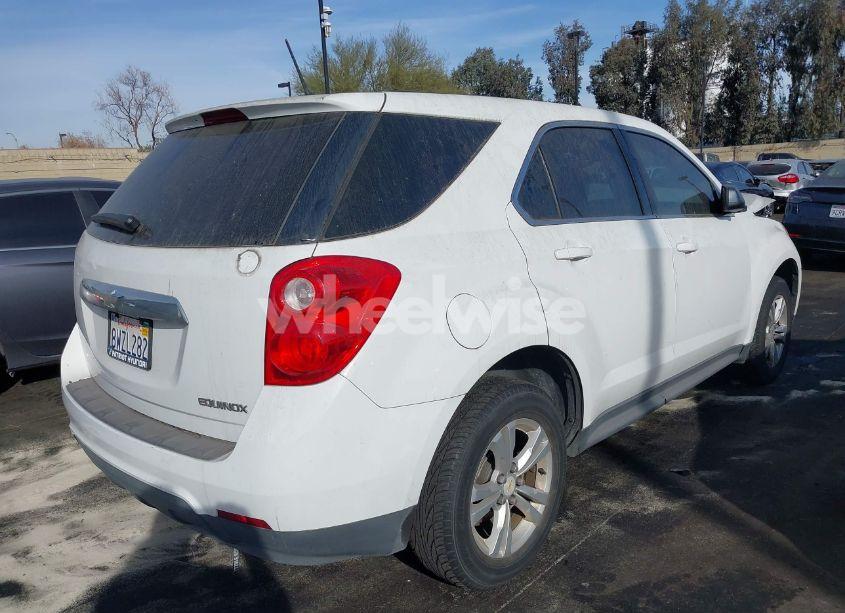 Photo 4 of 2013 Chevrolet Equinox LS (VIN 2GNALBEK5D1237442)