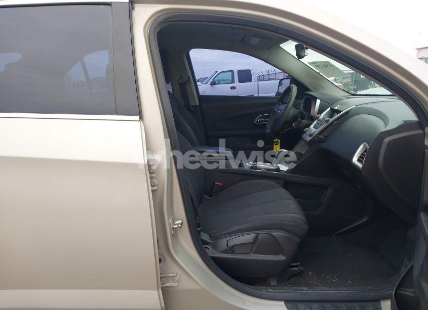 Photo 5 of 2013 Chevrolet Equinox LS (VIN 2GNALBEK5D6181599)