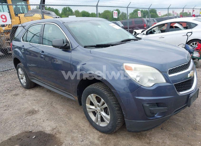 2013 Chevrolet Equinox LS (VIN 2GNALBEK5D6301045) main photo