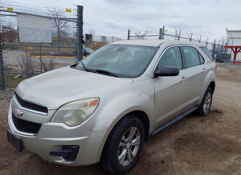 Photo 2 of 2013 Chevrolet Equinox LS (VIN 2GNALBEK5D6306536)