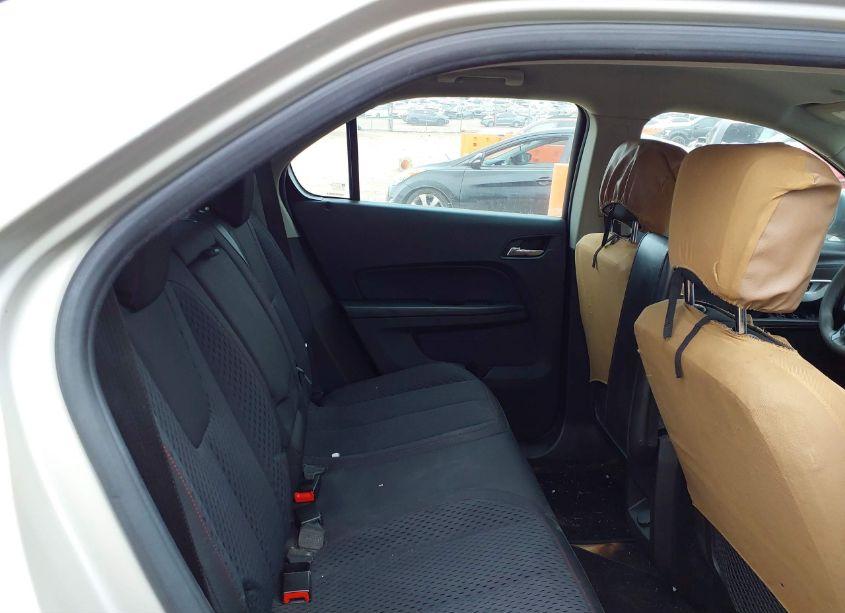 Photo 8 of 2013 Chevrolet Equinox LS (VIN 2GNALBEK5D6306536)