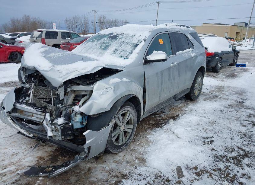 Photo 2 of 2015 Chevrolet Equinox 1LT (VIN 2GNALBEK5F6375374)