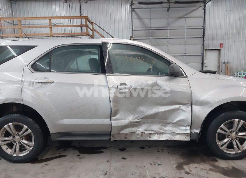 Photo 13 of 2016 Chevrolet Equinox L (VIN 2GNALBEK5G1129147)