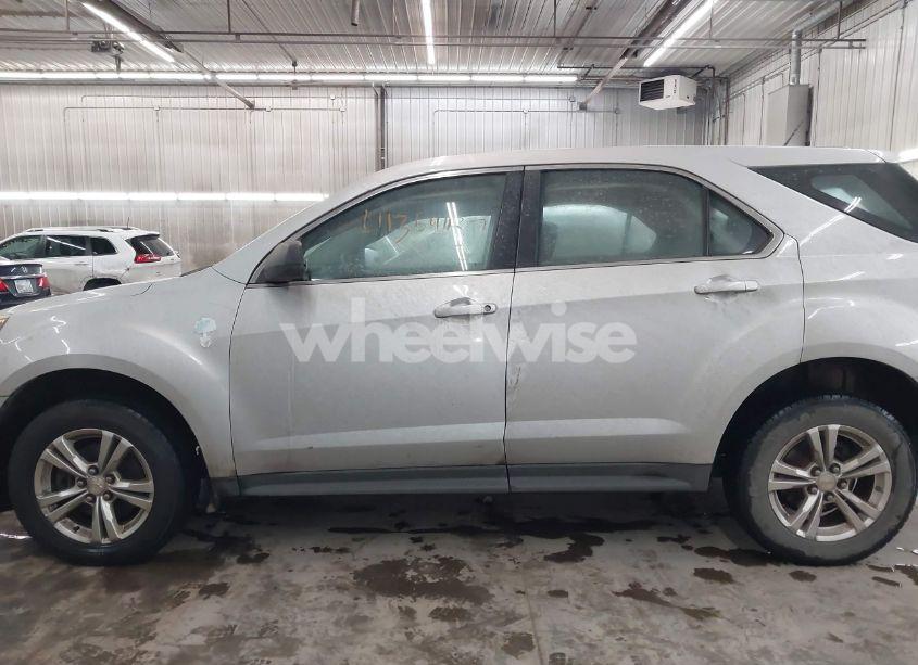 Photo 14 of 2016 Chevrolet Equinox L (VIN 2GNALBEK5G1129147)