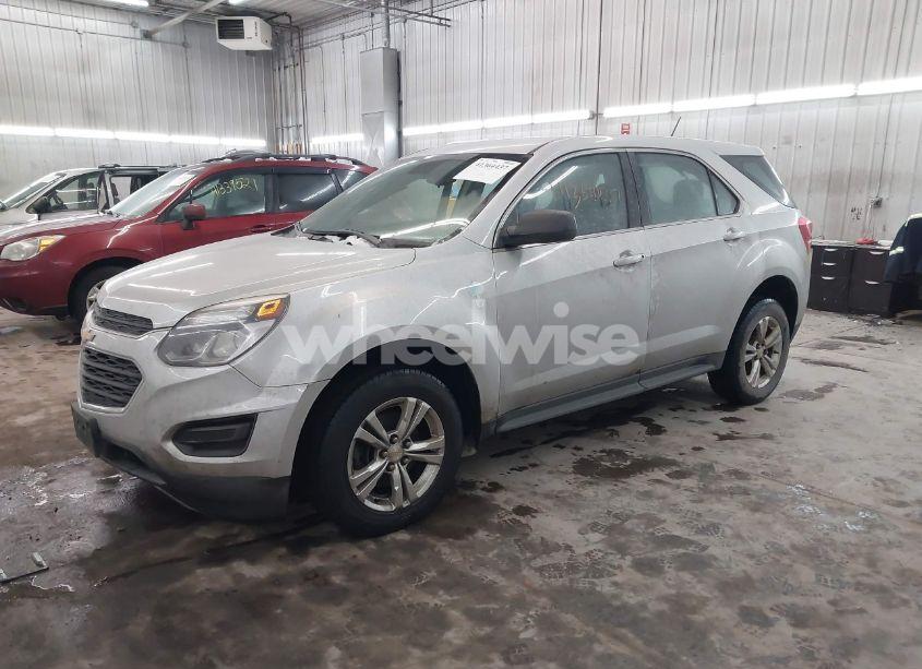 Photo 2 of 2016 Chevrolet Equinox L (VIN 2GNALBEK5G1129147)