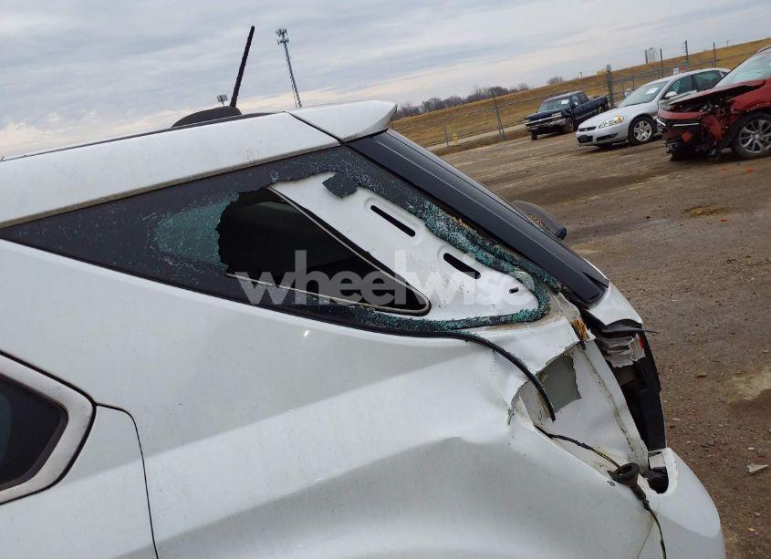 Photo 16 of 2016 Chevrolet Equinox LS (VIN 2GNALBEK5G1161970)