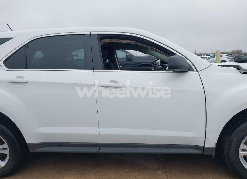 Photo 13 of 2016 Chevrolet Equinox LS (VIN 2GNALBEK5G6182160)