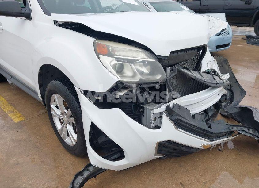 Photo 18 of 2016 Chevrolet Equinox LS (VIN 2GNALBEK5G6182160)