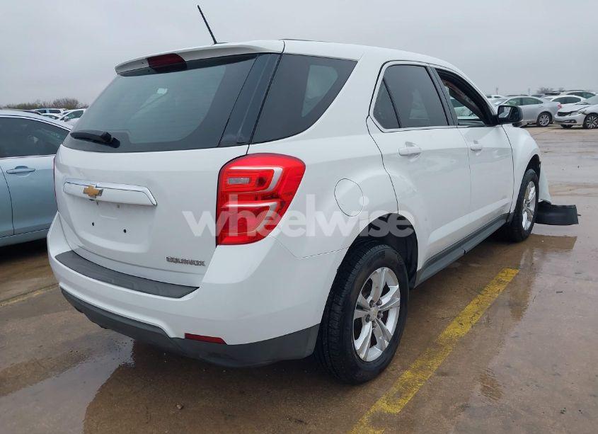 Photo 4 of 2016 Chevrolet Equinox LS (VIN 2GNALBEK5G6182160)