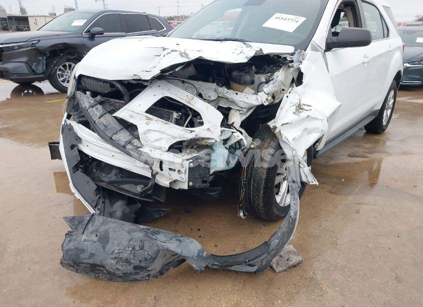 Photo 6 of 2016 Chevrolet Equinox LS (VIN 2GNALBEK5G6182160)