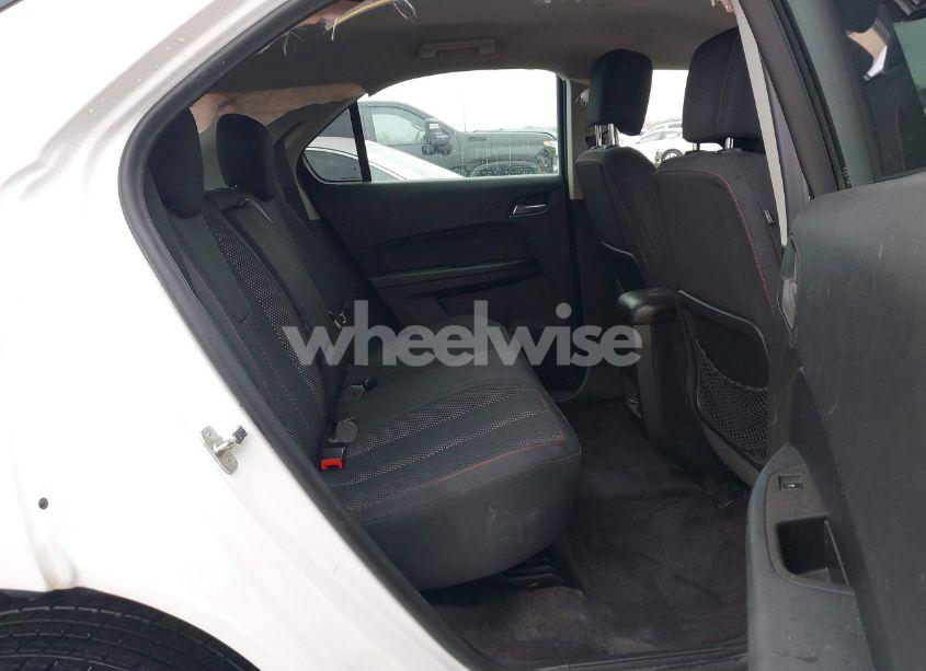 Photo 8 of 2016 Chevrolet Equinox LS (VIN 2GNALBEK5G6182160)