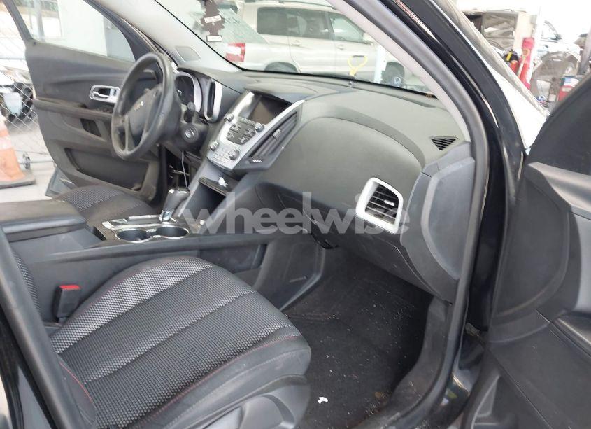 Photo 5 of 2016 Chevrolet Equinox LS (VIN 2GNALBEK5G6219482)