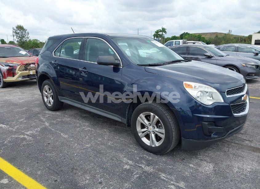 2016 Chevrolet Equinox LS (VIN 2GNALBEK5G6249095) main photo