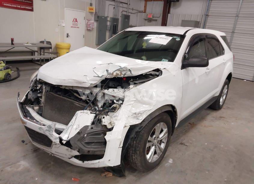 Photo 2 of 2017 Chevrolet Equinox (VIN 2GNALBEK5H1519375)