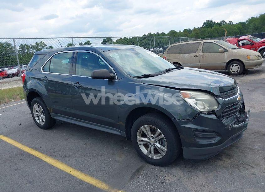 2017 Chevrolet Equinox LS (VIN 2GNALBEK5H1572139) main photo