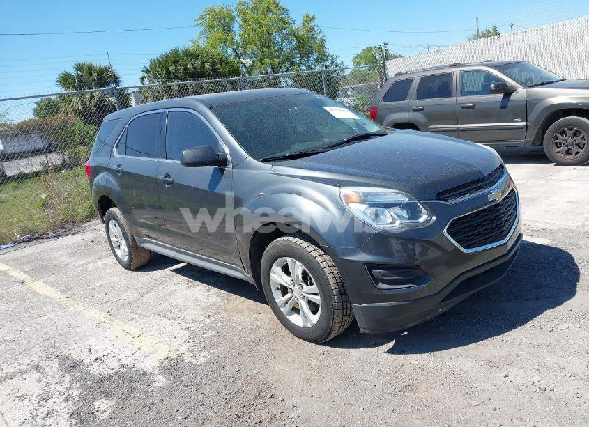 2017 Chevrolet Equinox LS (VIN 2GNALBEK5H6126883) main photo