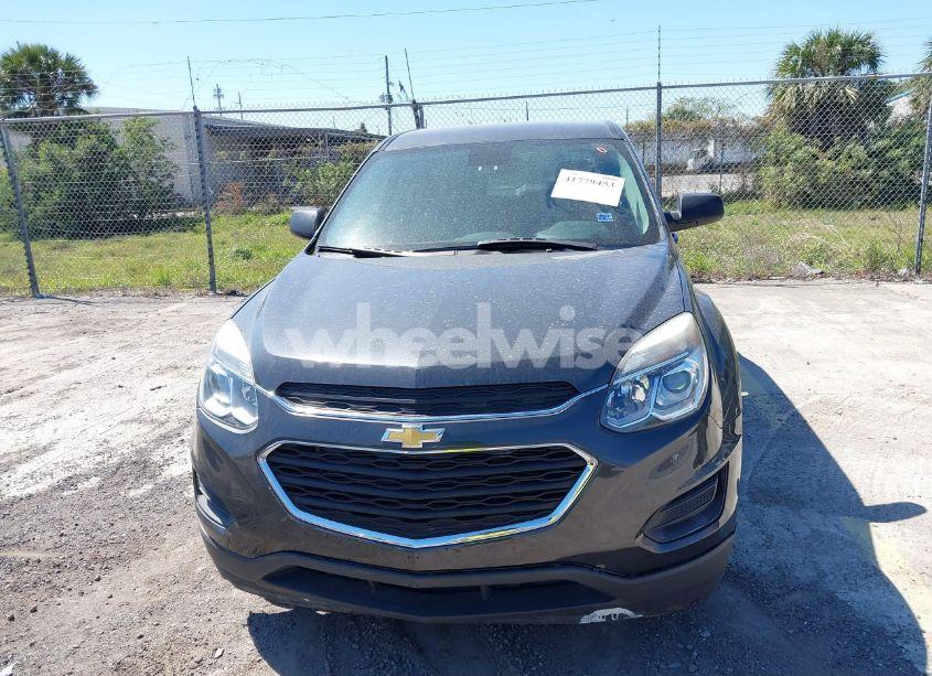 Photo 6 of 2017 Chevrolet Equinox LS (VIN 2GNALBEK5H6126883)