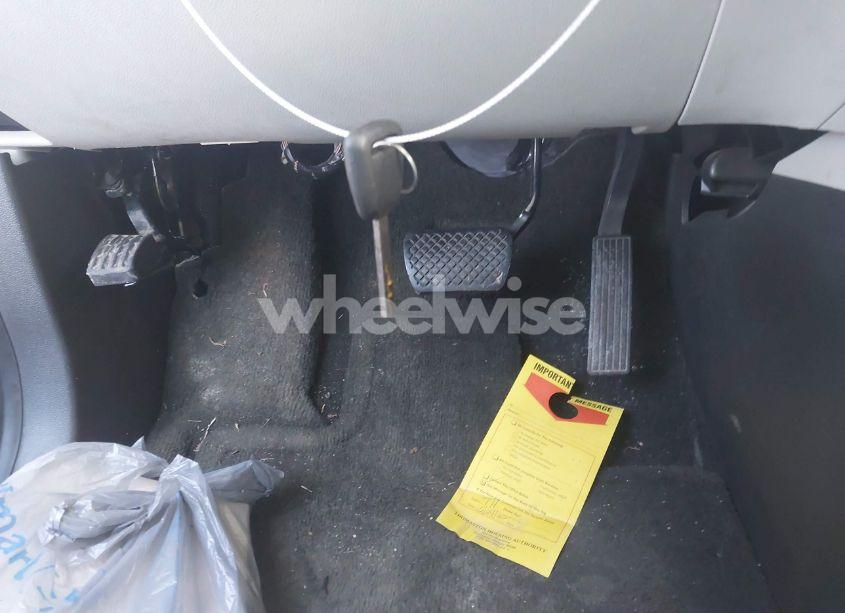 Photo 11 of 2012 Chevrolet Equinox LS (VIN 2GNALBEK6C1243846)