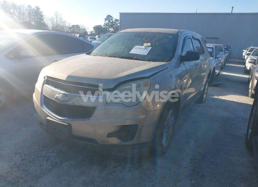 Photo 2 of 2012 Chevrolet Equinox LS (VIN 2GNALBEK6C1243846)