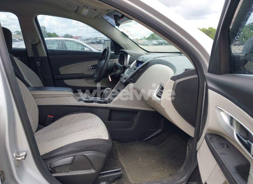 Photo 5 of 2012 Chevrolet Equinox LS (VIN 2GNALBEK6C6316555)