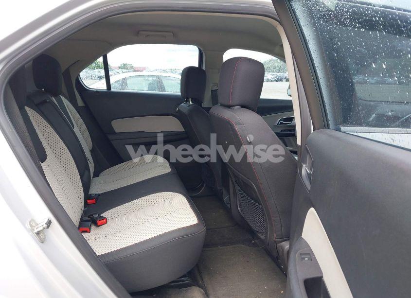 Photo 8 of 2012 Chevrolet Equinox LS (VIN 2GNALBEK6C6316555)