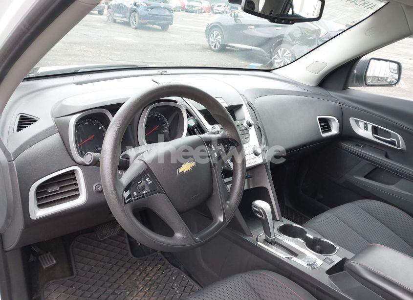 Photo 12 of 2012 Chevrolet Equinox LS (VIN 2GNALBEK6C6345425)