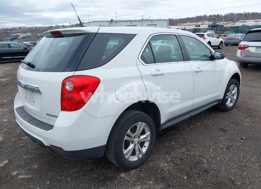 Photo 4 of 2012 Chevrolet Equinox LS (VIN 2GNALBEK6C6345425)