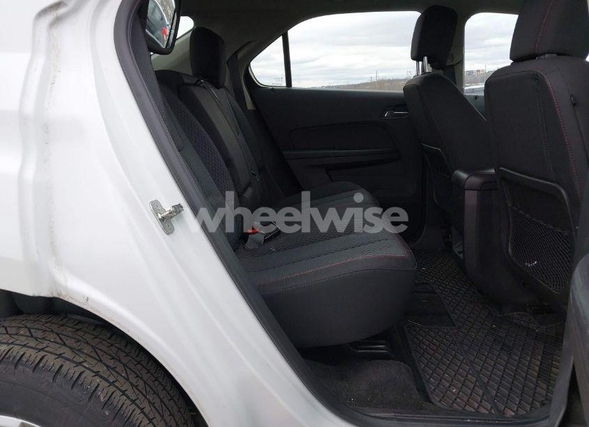 Photo 8 of 2012 Chevrolet Equinox LS (VIN 2GNALBEK6C6345425)