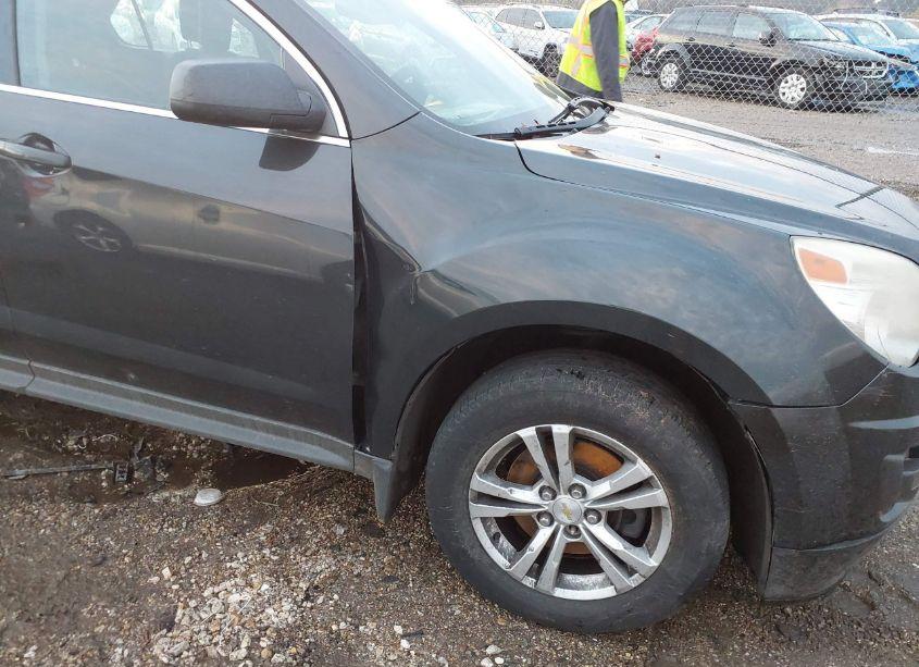 Photo 12 of 2013 Chevrolet Equinox LS (VIN 2GNALBEK6D6293151)