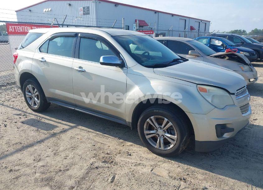 2013 Chevrolet Equinox LS (VIN 2GNALBEK6D6310627) main photo