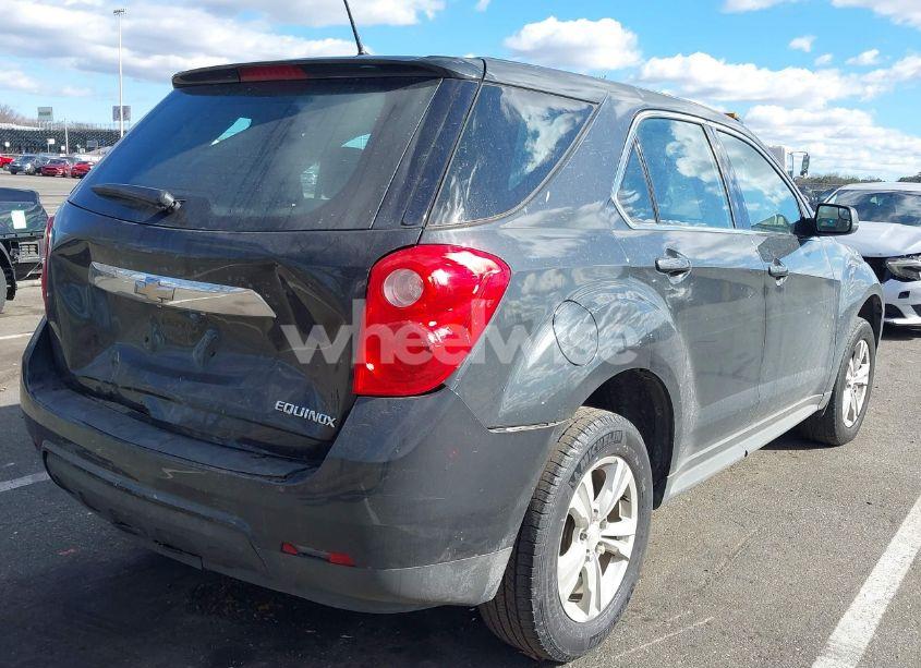 Photo 4 of 2013 Chevrolet Equinox LS (VIN 2GNALBEK6D6318713)