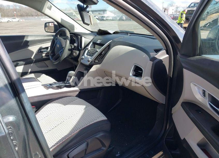 Photo 5 of 2013 Chevrolet Equinox LS (VIN 2GNALBEK6D6318713)